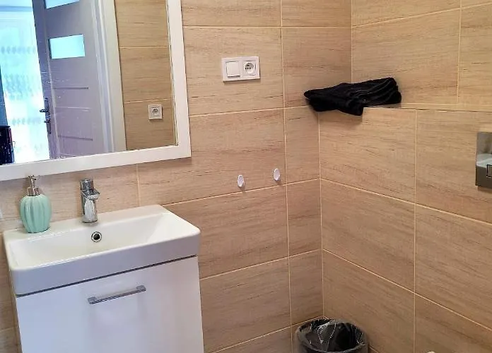 2 Pokojowe Samodzielne Mieszkanie